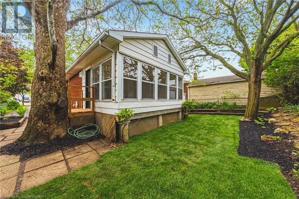 Photo 41 of 224 West 16th Street, Hamilton ON