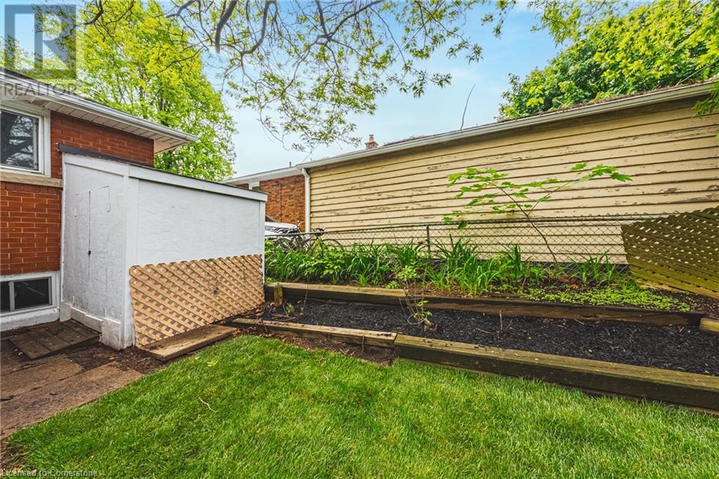 Photo 42 of 224 West 16th Street, Hamilton ON