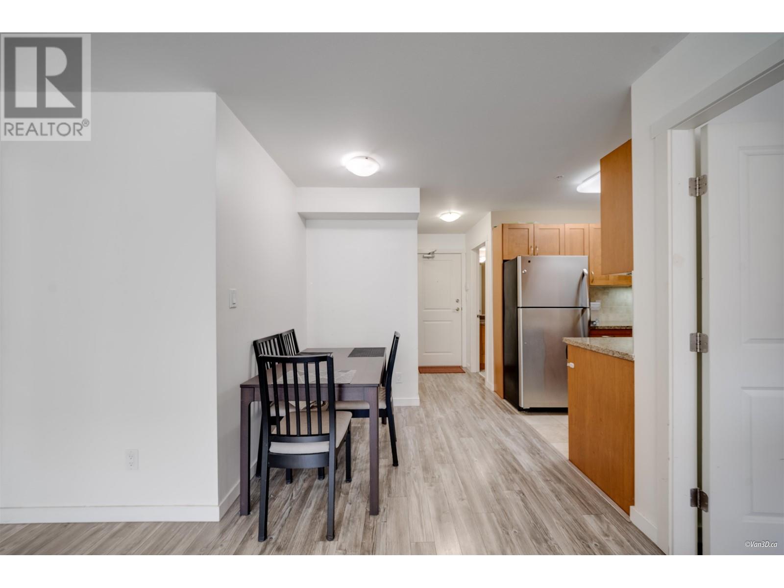 211 2373 ATKINS AVENUE, Port Coquitlam real estate listing R2989877