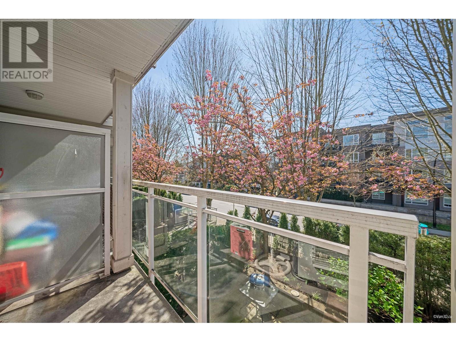 211 2373 ATKINS AVENUE, Port Coquitlam real estate listing R2989877