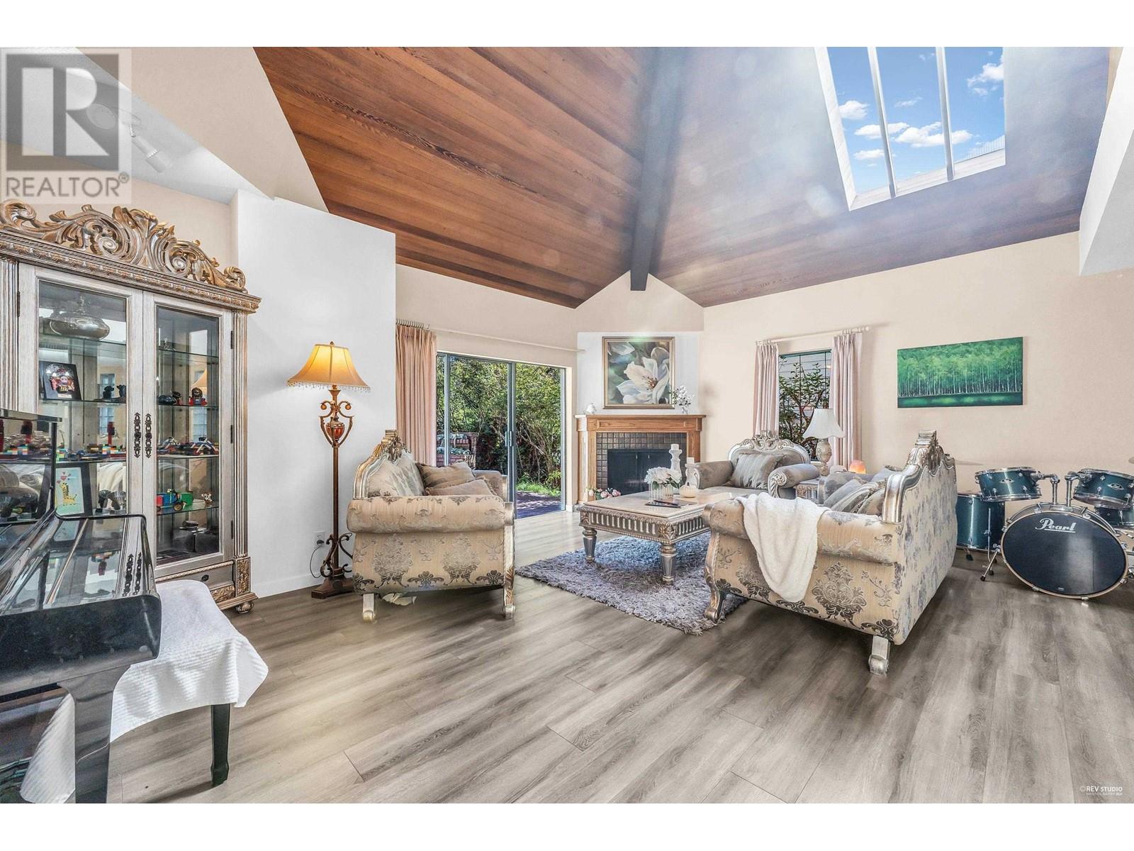 1040 JEFFERSON AVENUE, West Vancouver