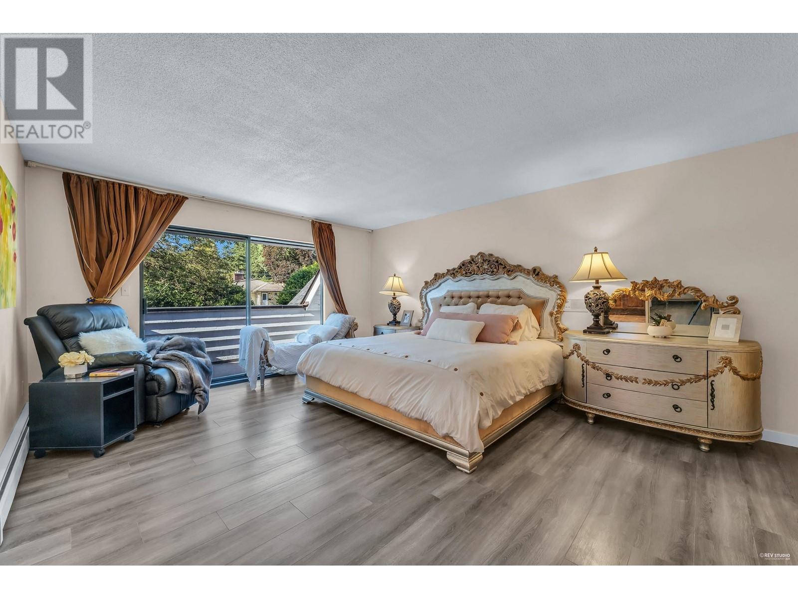 1040 JEFFERSON AVENUE, West Vancouver