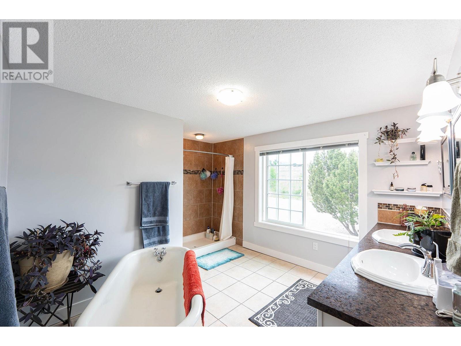  3766 Wetton Road, West Kelowna