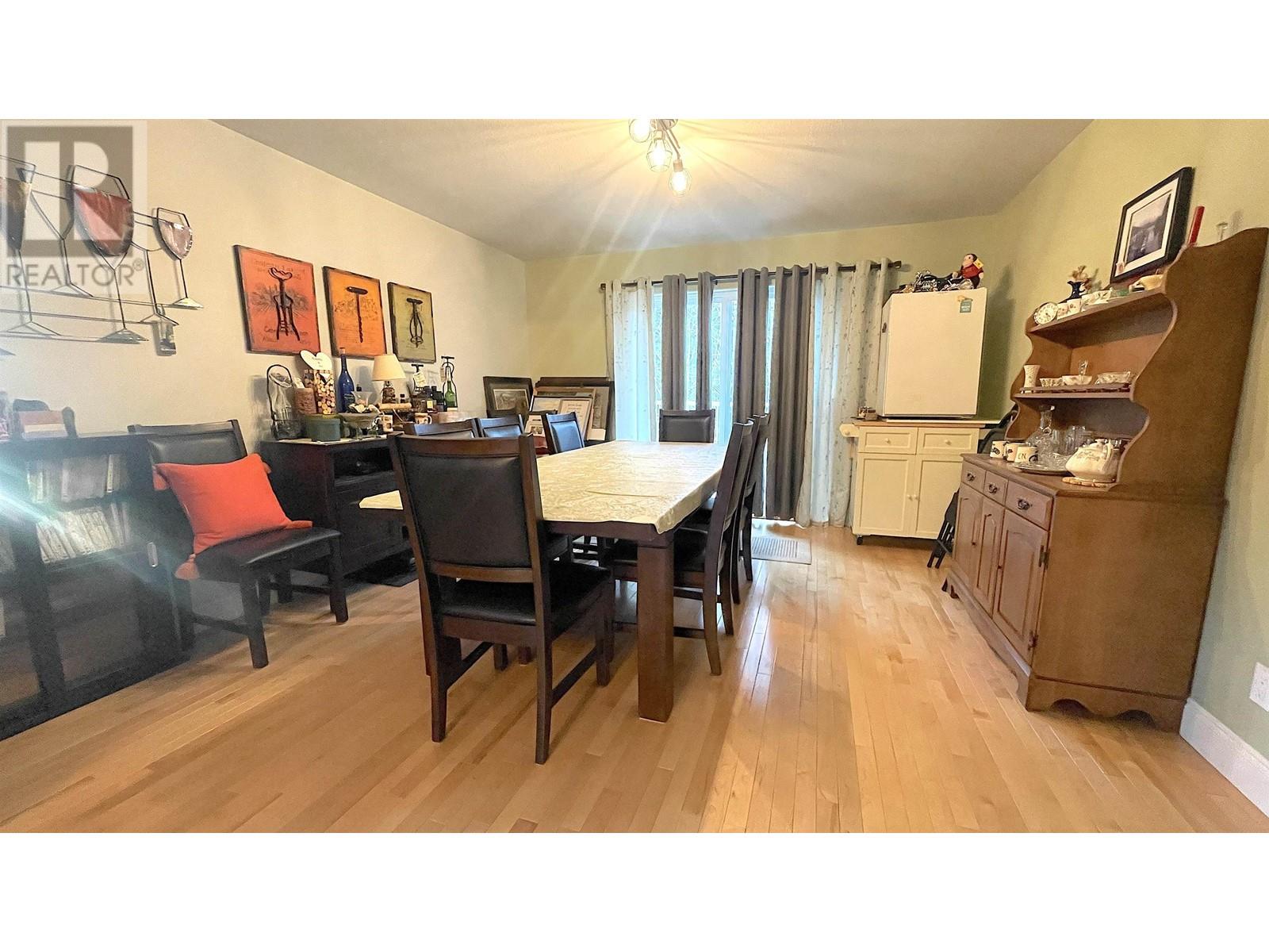 1022 JUBILEE CRESCENT