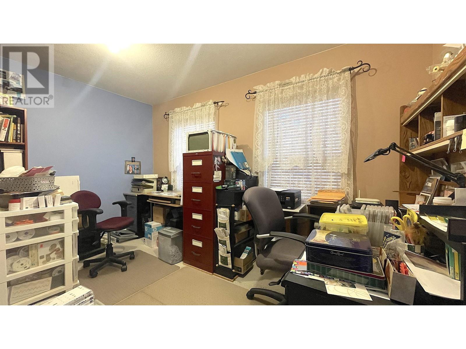 1022 JUBILEE CRESCENT