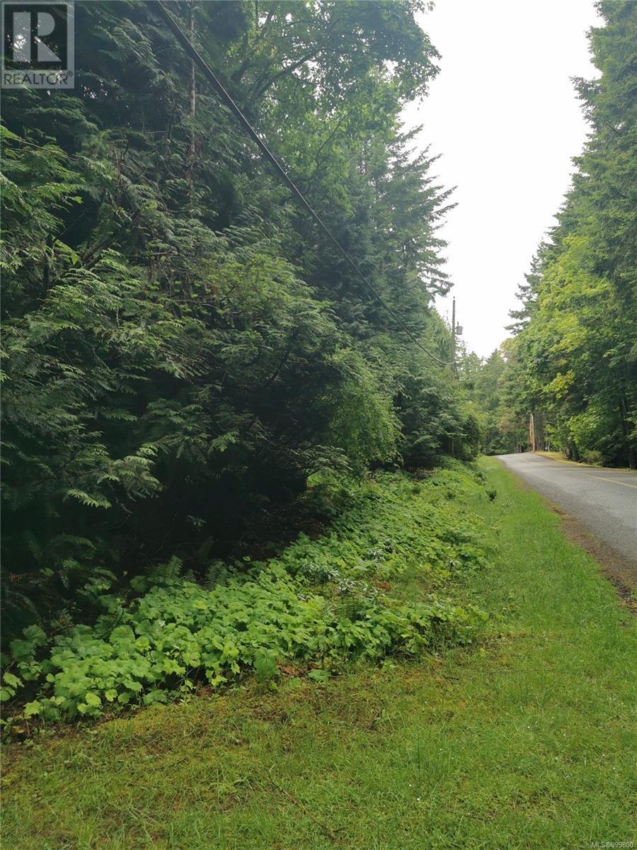  706 Fernhill Road, Mayne Island