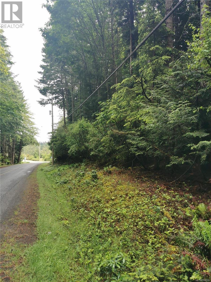  706 Fernhill Road, Mayne Island