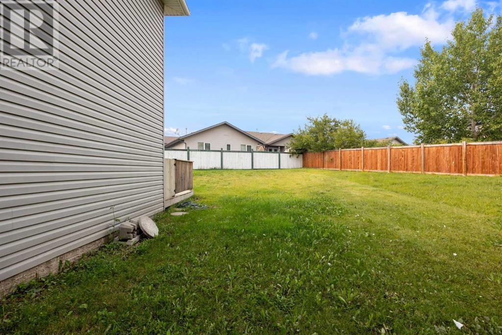 164 Cinnamon Street, Fort McMurray