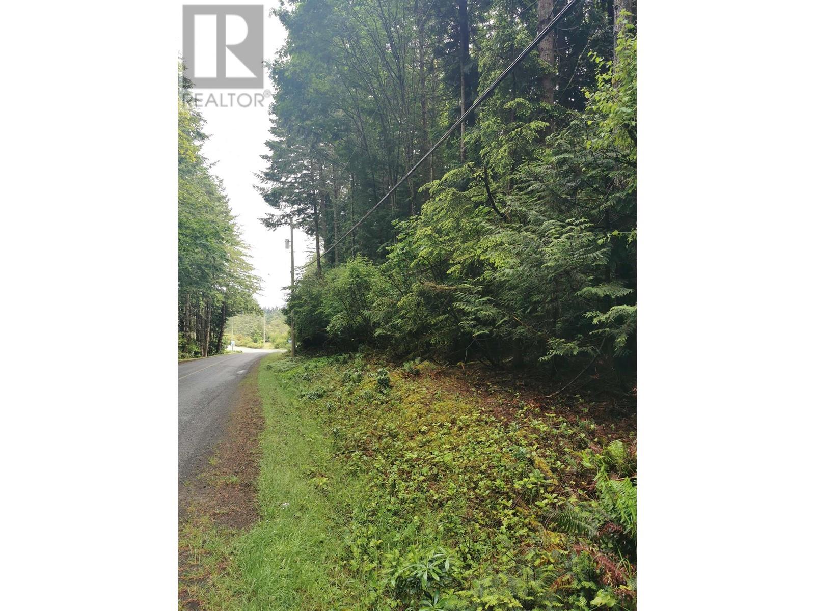 706 FERNHILL ROAD, Mayne Island