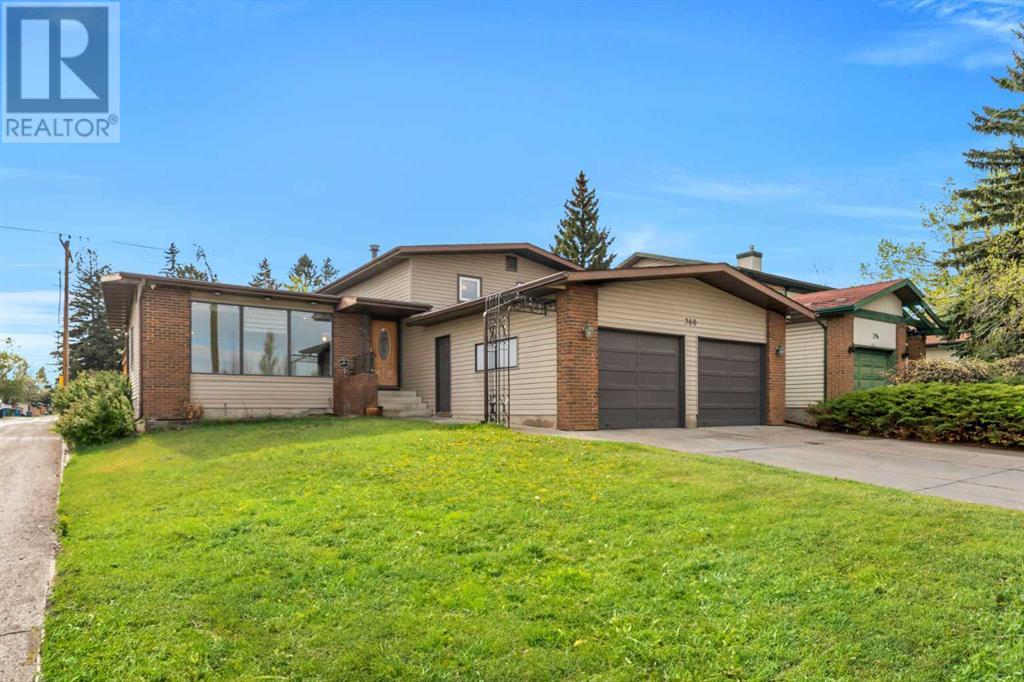 300 Templeton Circle NE, Calgary, Alberta