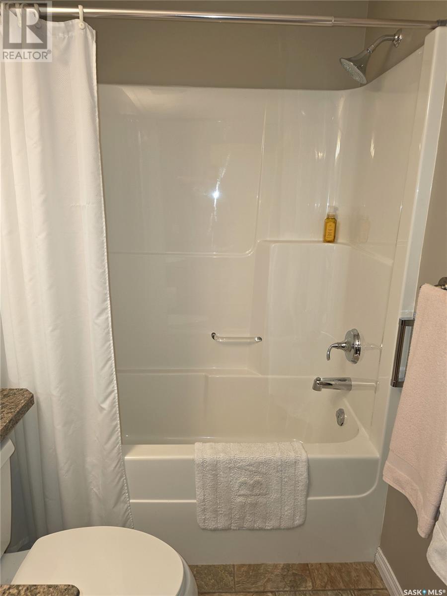 Single Family House Low rise for Sale in   Heritage VIEW Saskatoon 