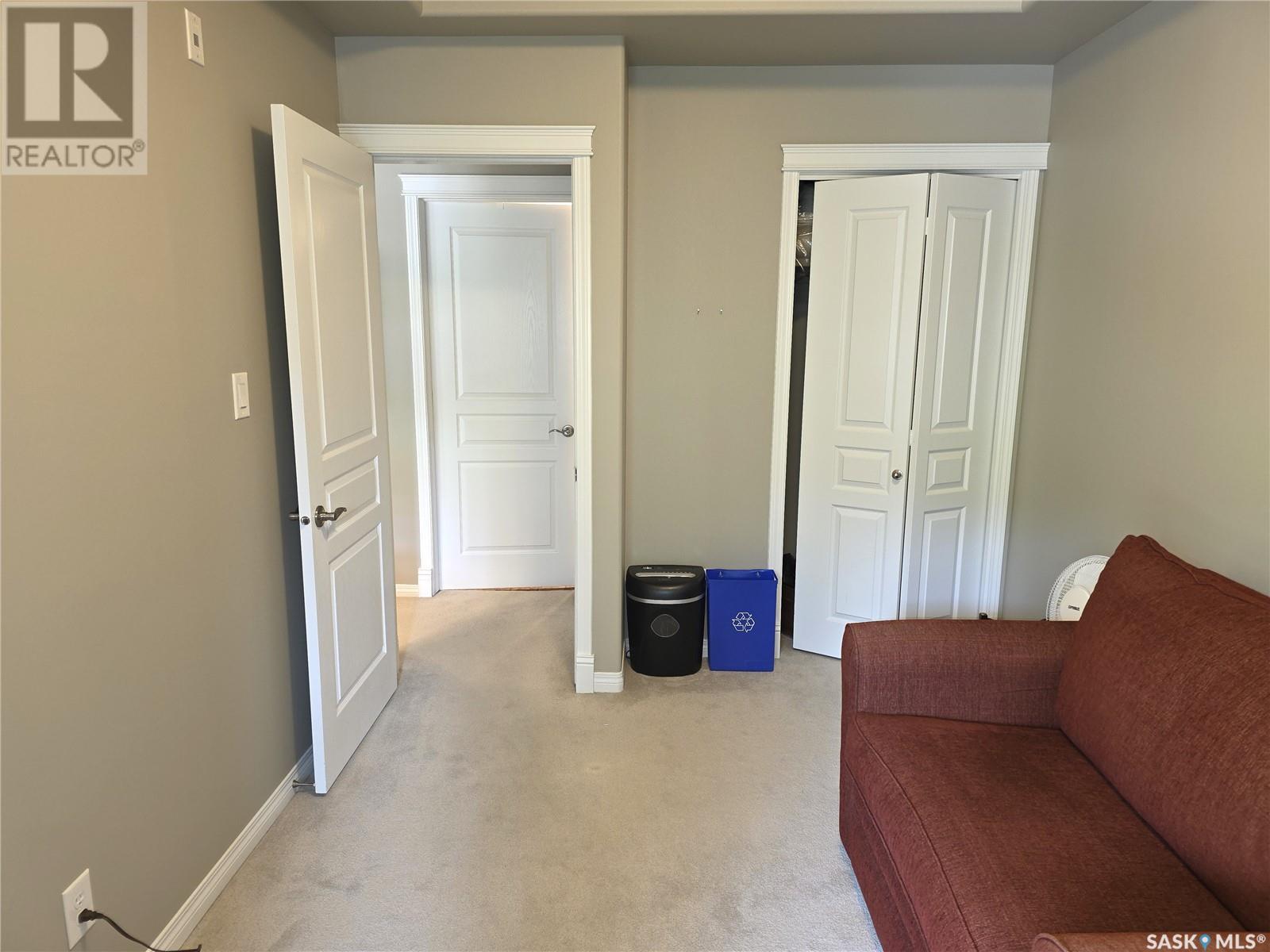 Single Family House Low rise for Sale in   Heritage VIEW Saskatoon 