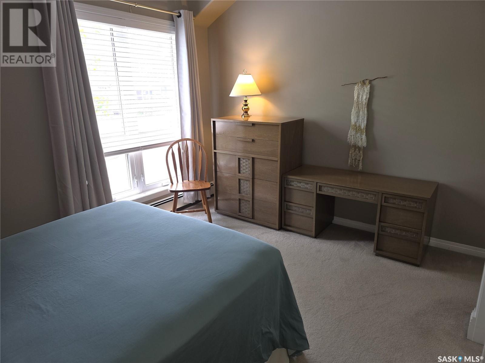 Single Family House Low rise for Sale in   Heritage VIEW Saskatoon 