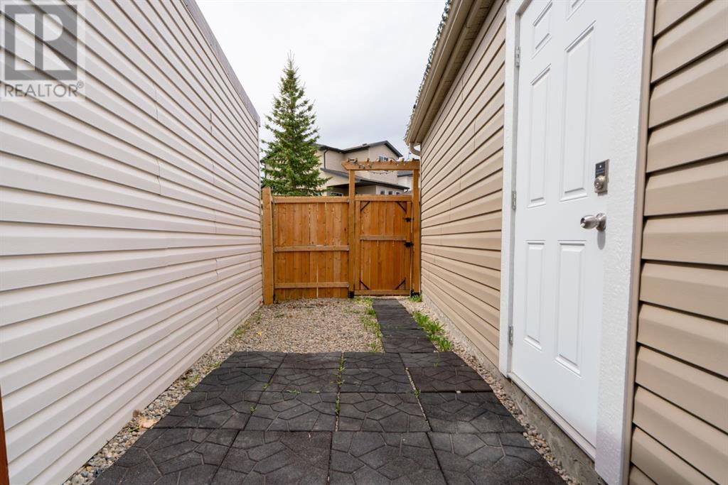 Single Family House for Sale in  Eversyde Circle SW Evergreen Calgary 