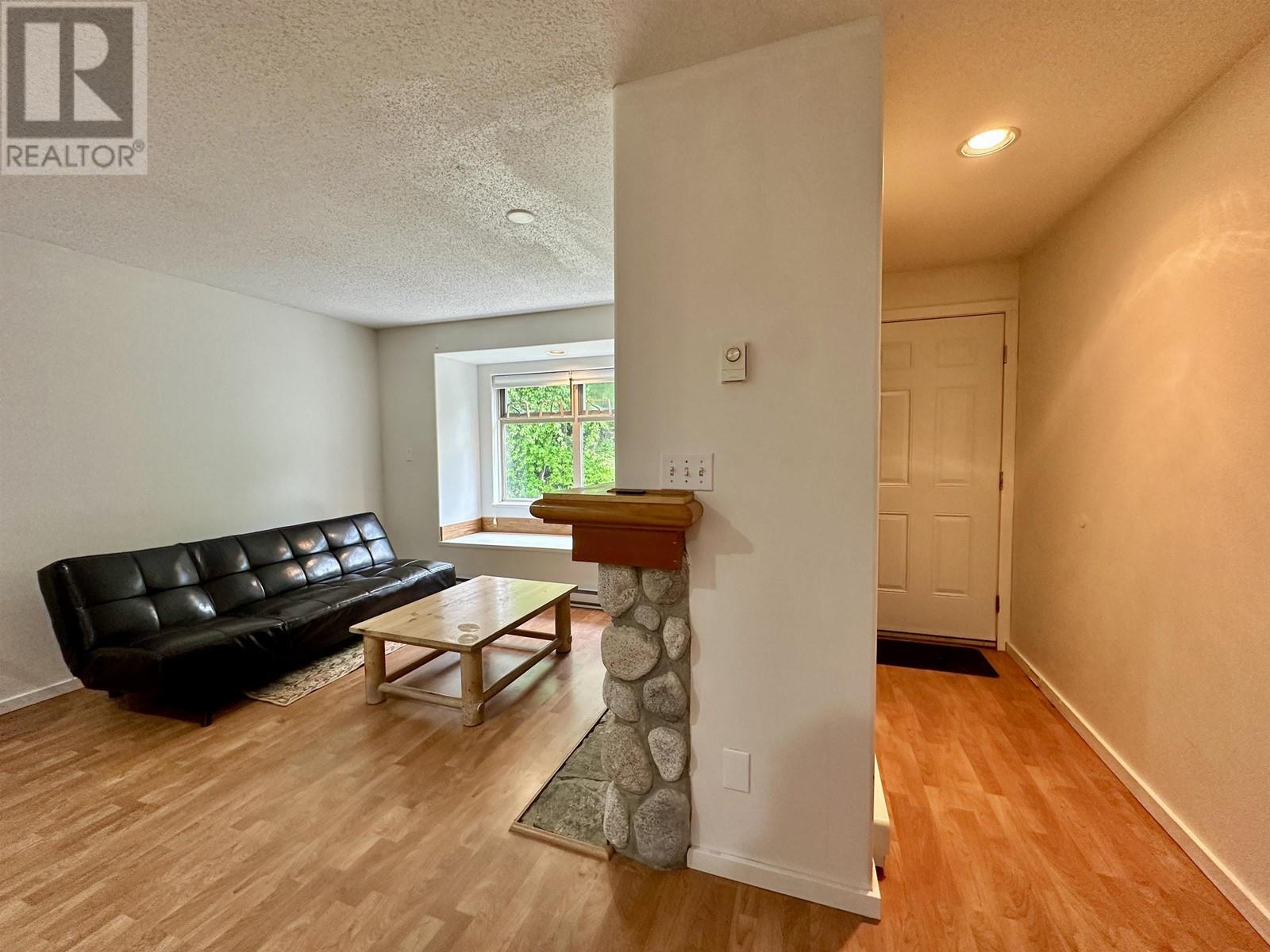 21 2050 LAKE PLACID ROAD, Whistler