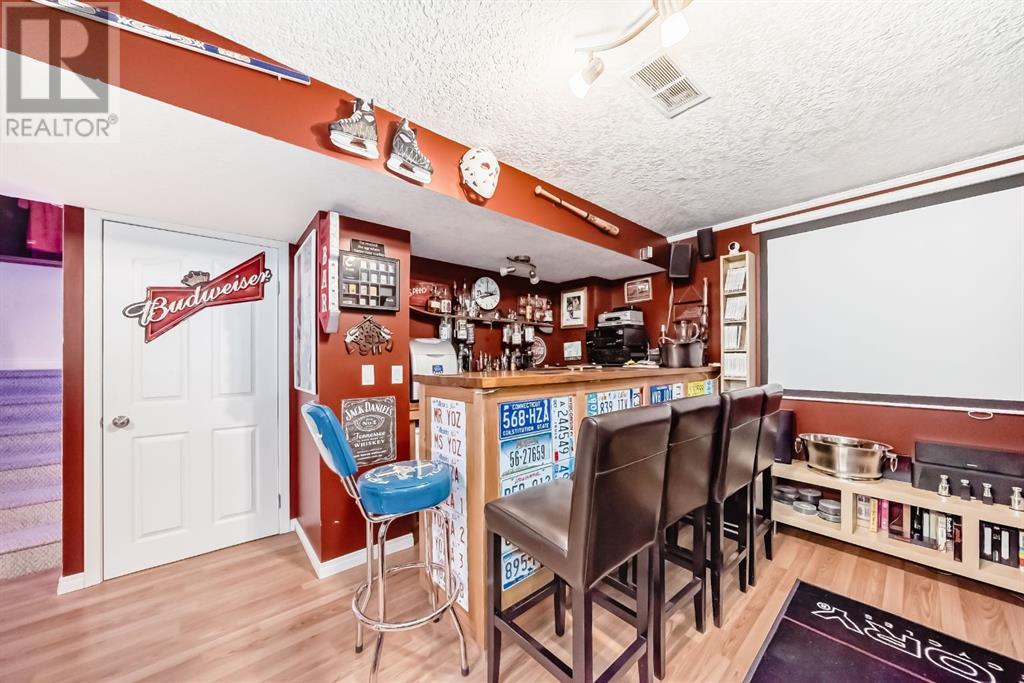 Photo 32 of 39 Bow Ridge Drive, Cochrane AB