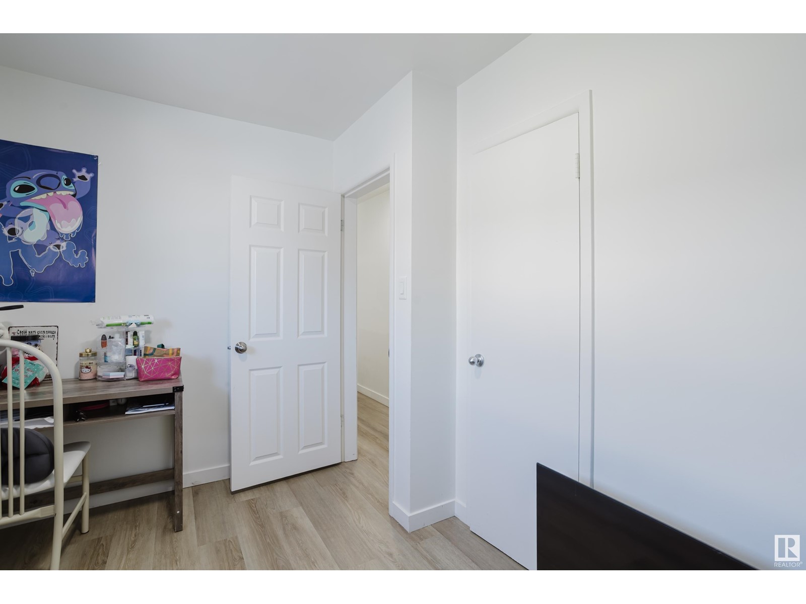 Single Family House Bungalow for Sale in /  AV NW Edmonton 