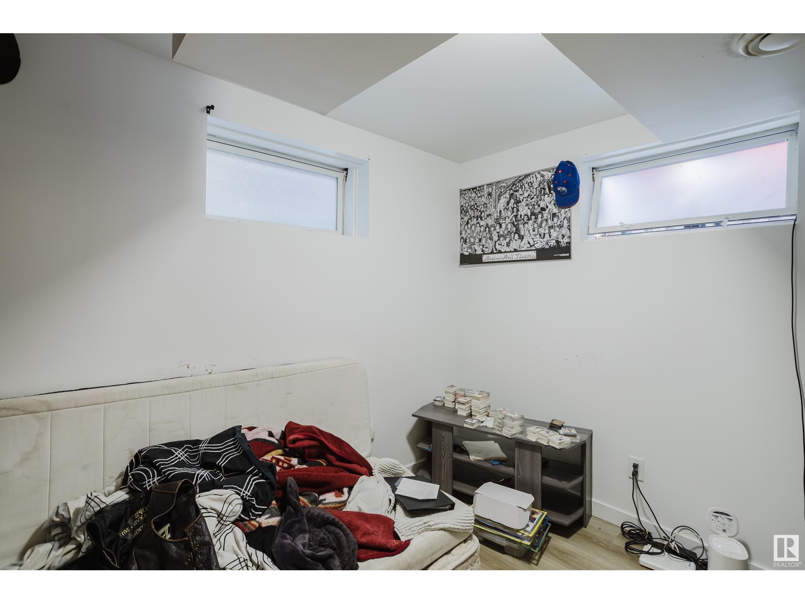 Single Family House Bungalow for Sale in /  AV NW Edmonton 
