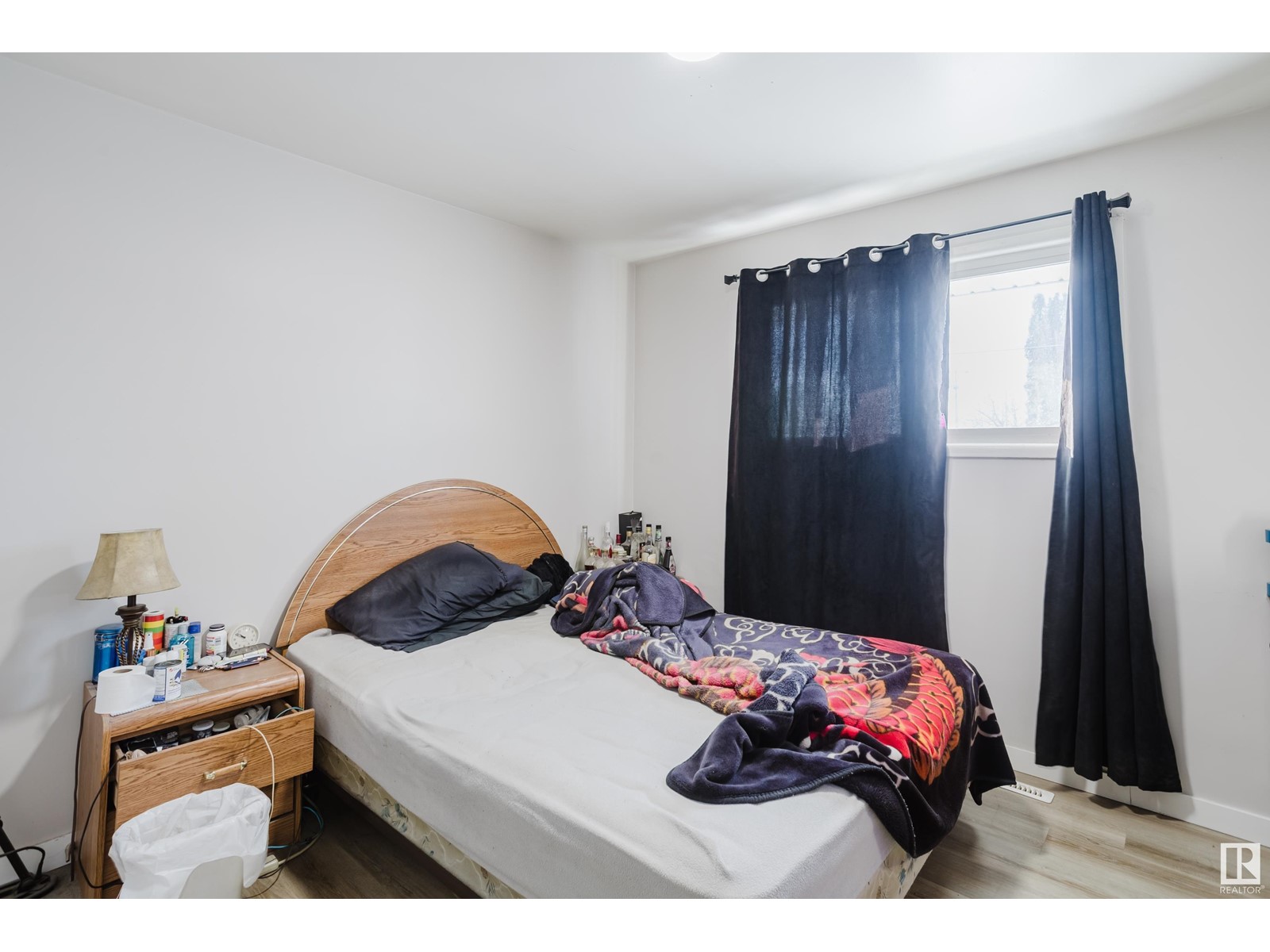 Single Family House Bungalow for Sale in /  AV NW Edmonton 