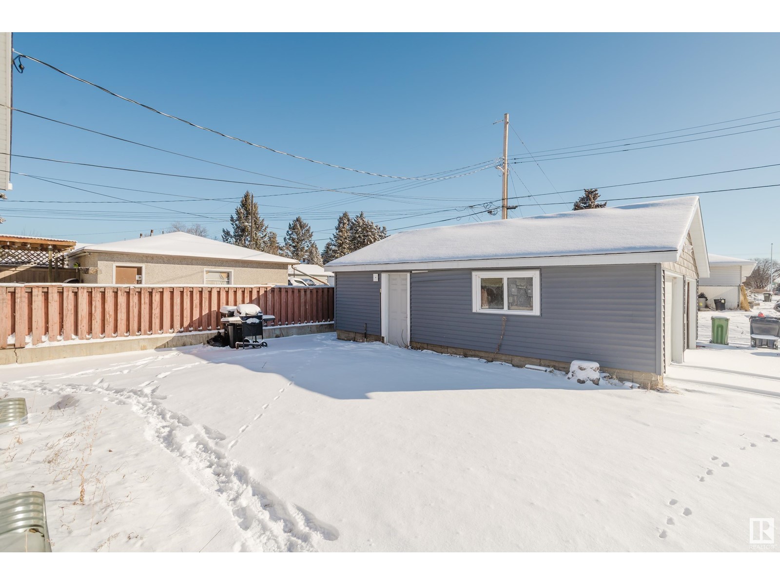 Single Family House Bungalow for Sale in /  AV NW Edmonton 
