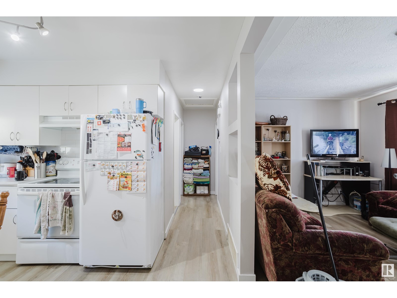 Single Family House Bungalow for Sale in /  AV NW Edmonton 