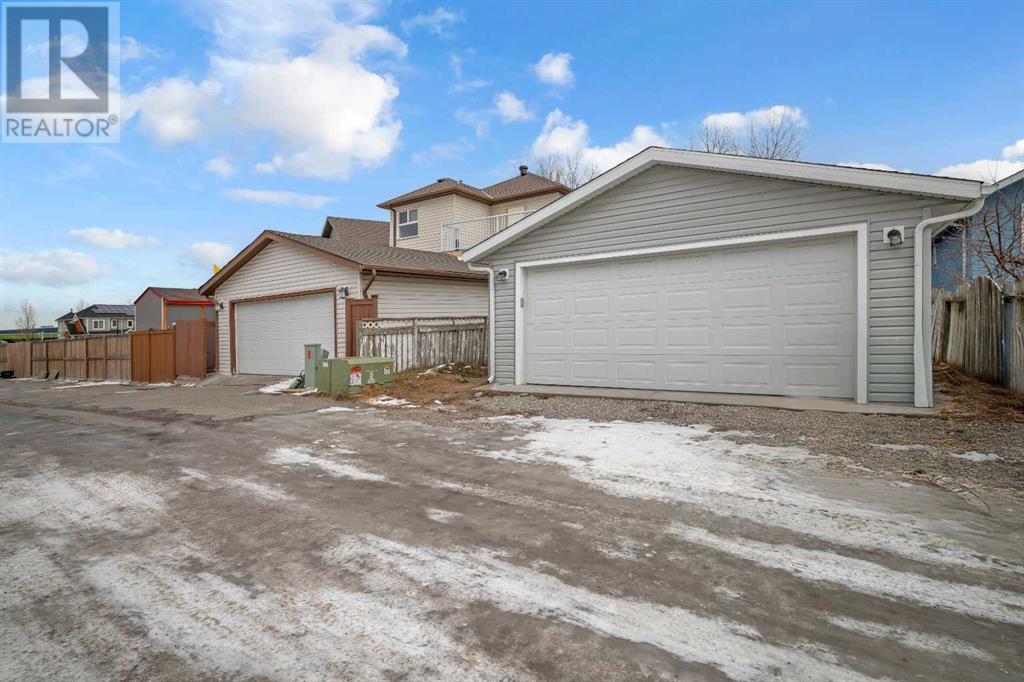 Single Family House Bungalow for Sale in  Martinwood Place NE Martindale Calgary 