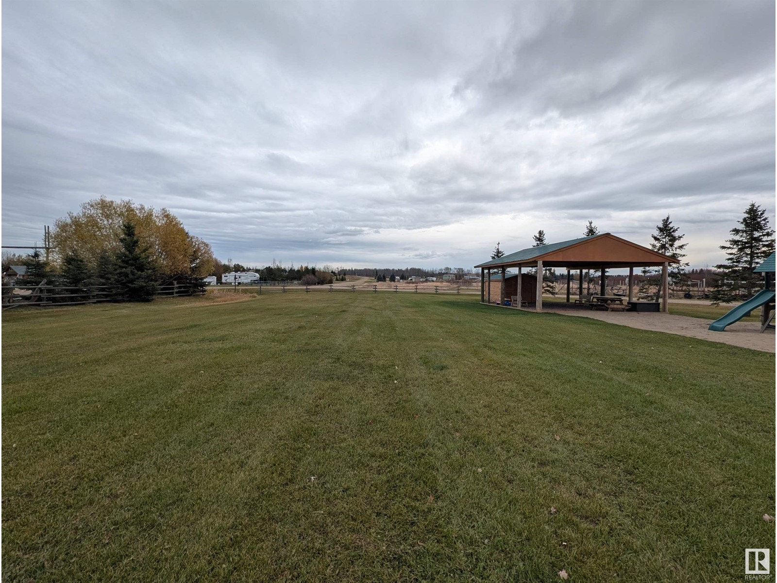 Photo 22 of 573 461032 Hwy 13, Rural Wetaskiwin County AB