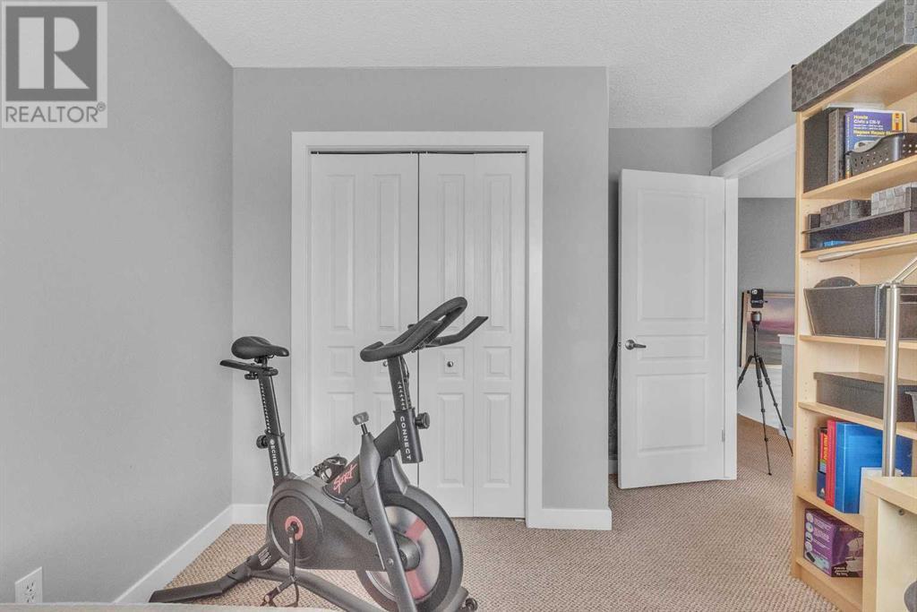 Single Family House for Sale in  Everglen Rise SW Evergreen Calgary 