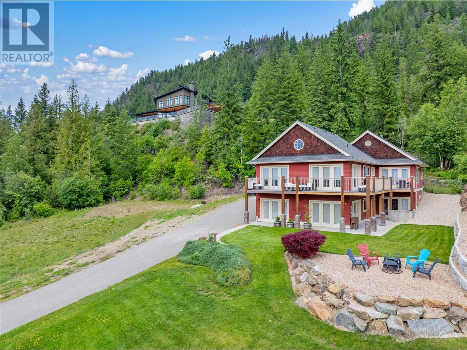 3240 Roncastle Road, Blind Bay