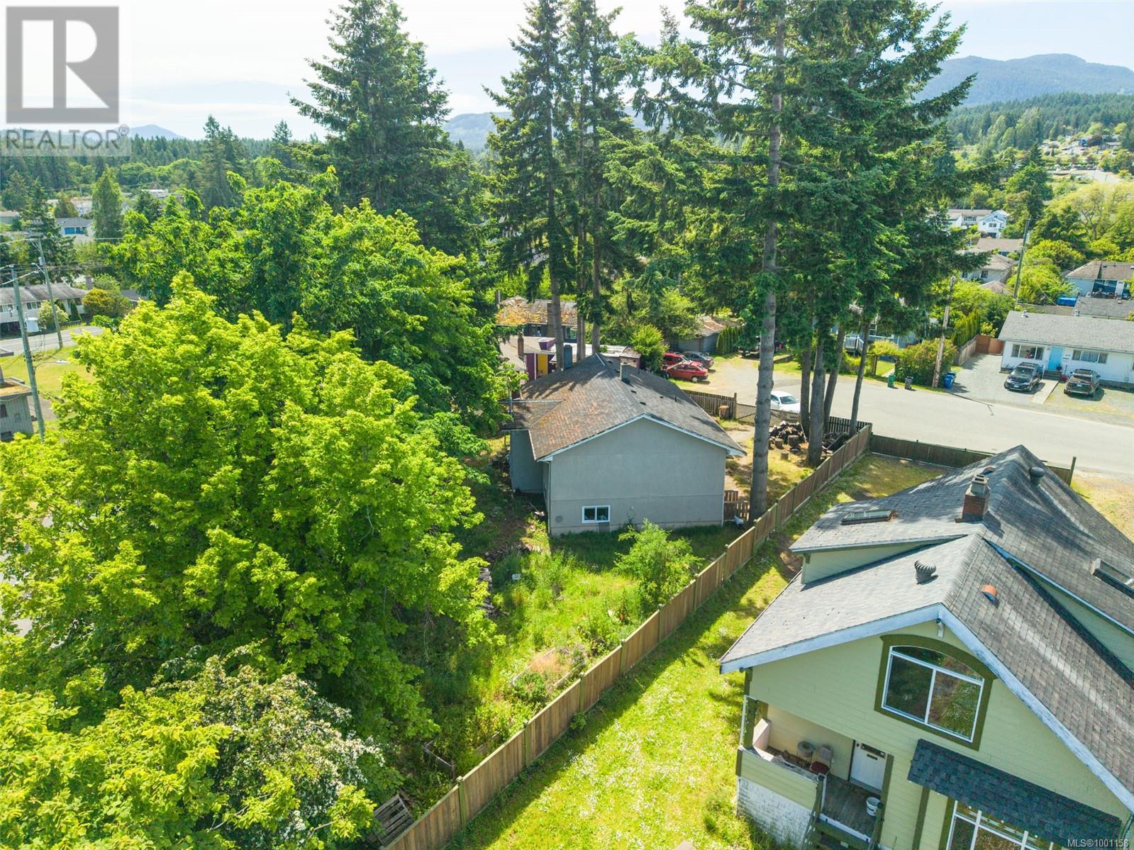 308 HAREWOOD RD - 6