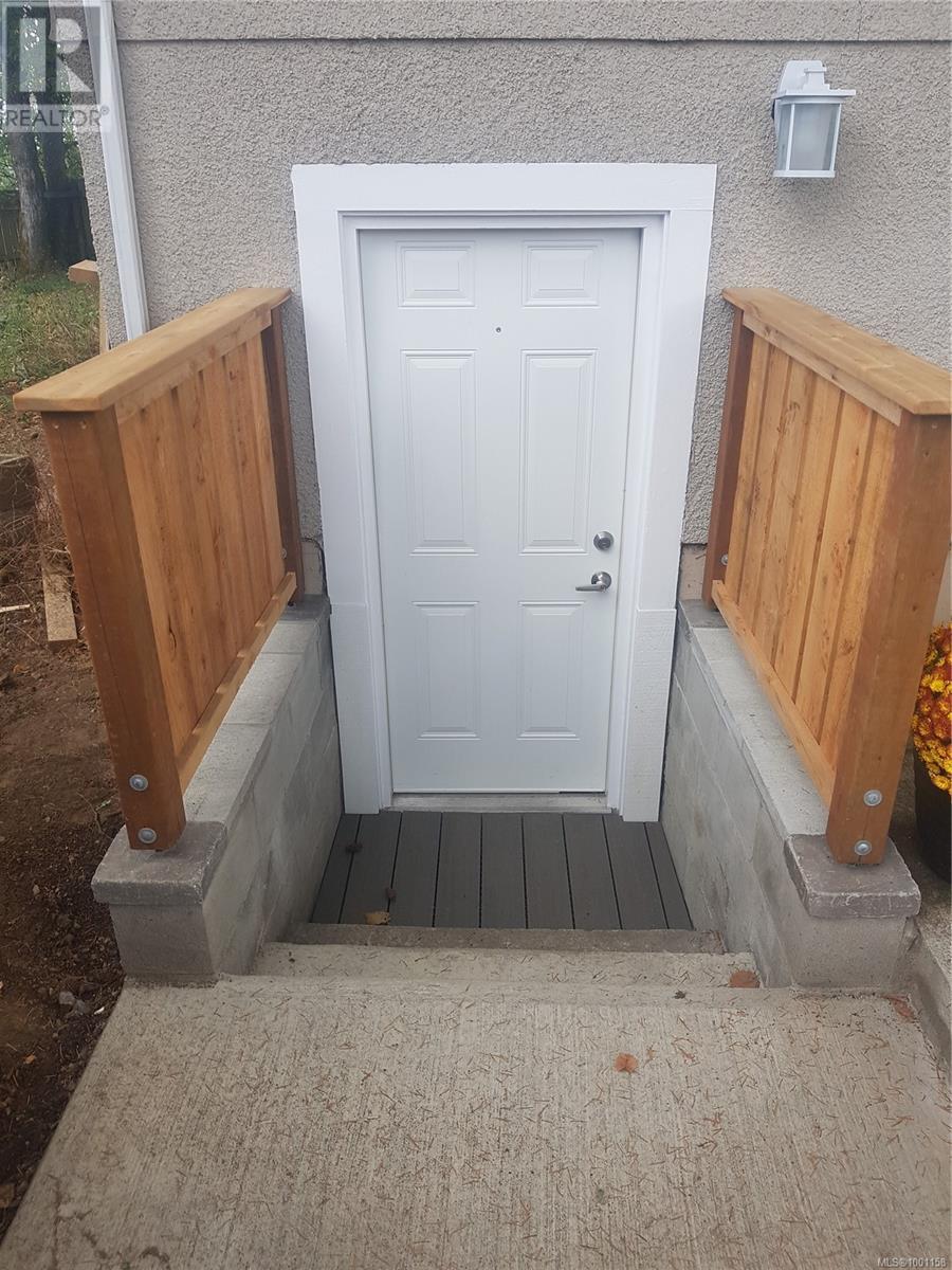 308 HAREWOOD RD - 22