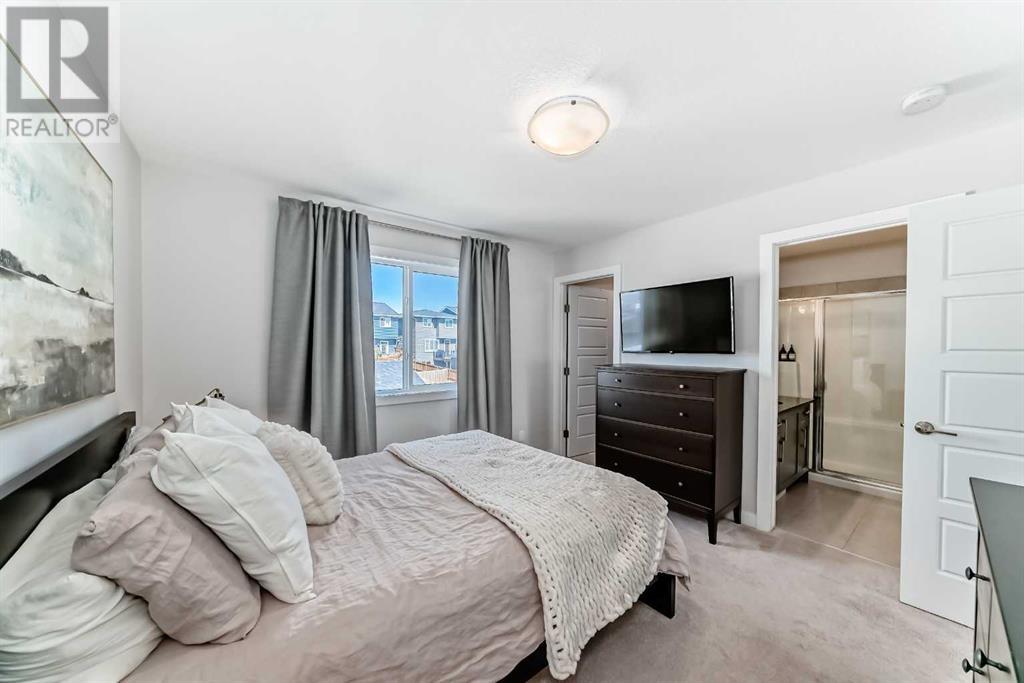 325 Sundown Road, Cochrane, Alberta