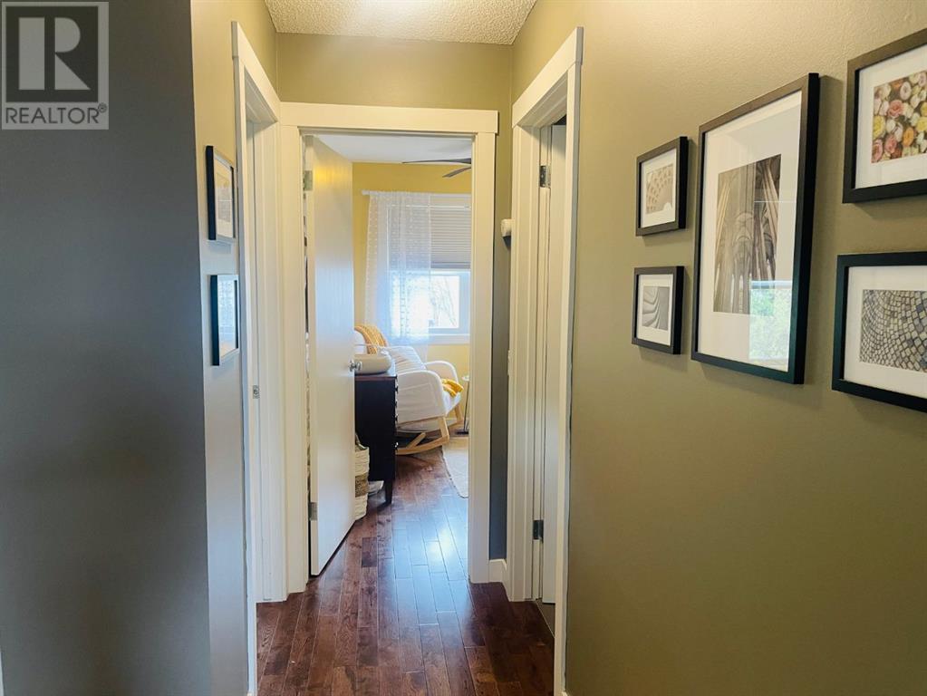 Single Family House for Sale in  Tuscany Valley Heights NW Tuscany Calgary 