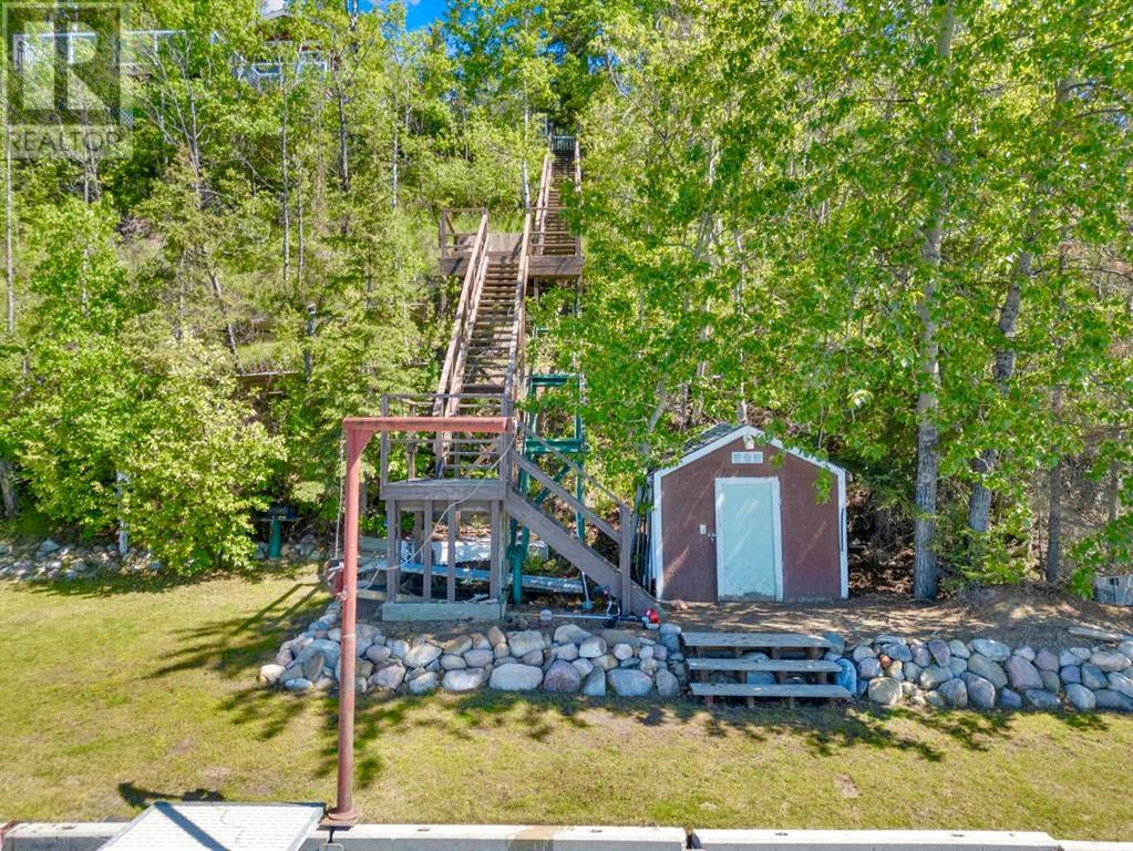 Photo 18 of 411 Birchcliff Road, Birchcliff AB