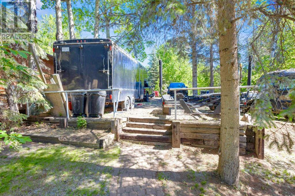 Photo 41 of 411 Birchcliff Road, Birchcliff AB