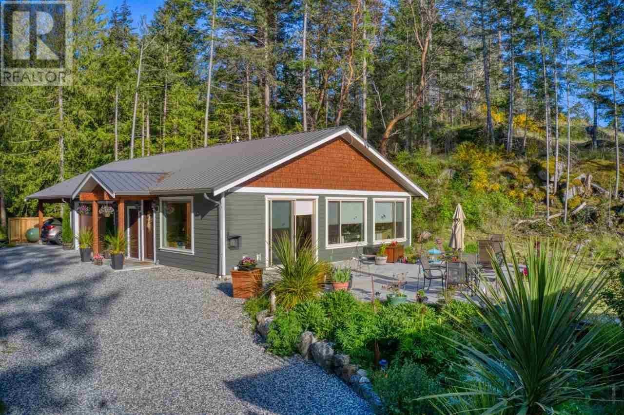 10991- 10993 SUNSHINE COAST HIGHWAY, Halfmoon Bay