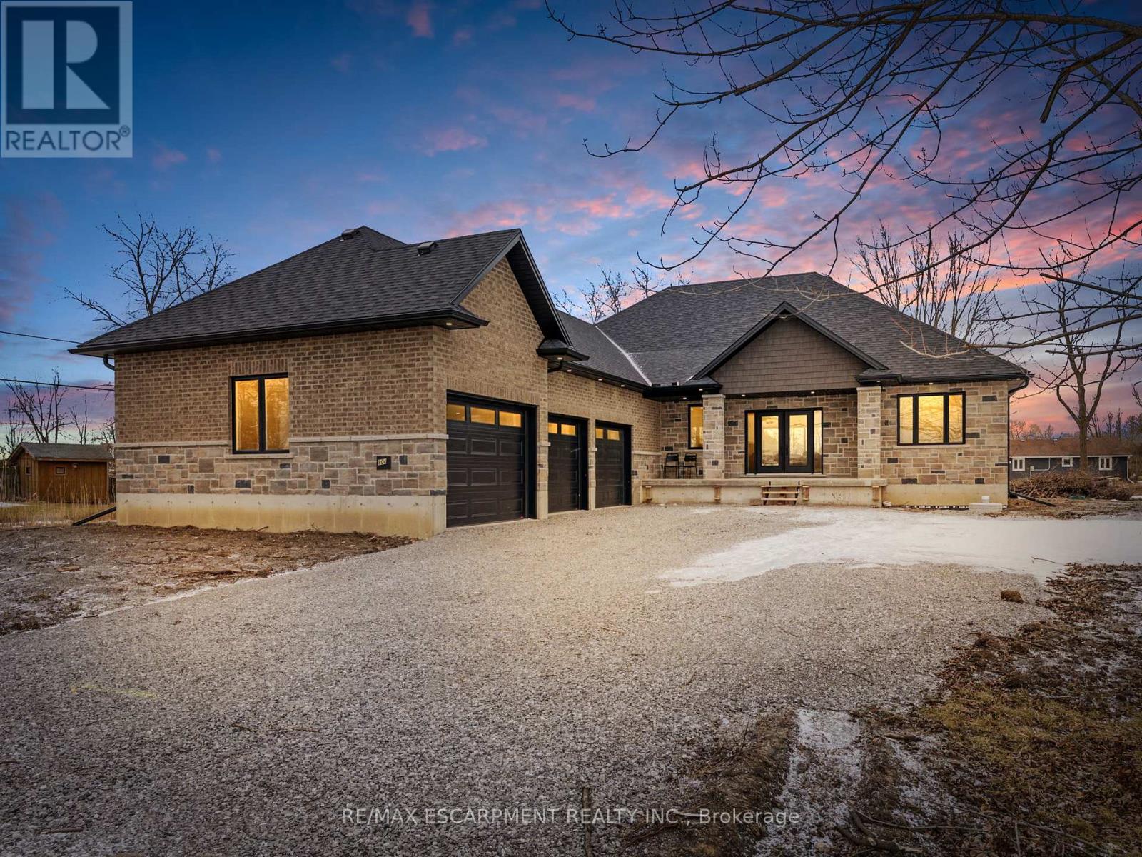 Photo 16 of 804 South Coast Drive, Haldimand ON