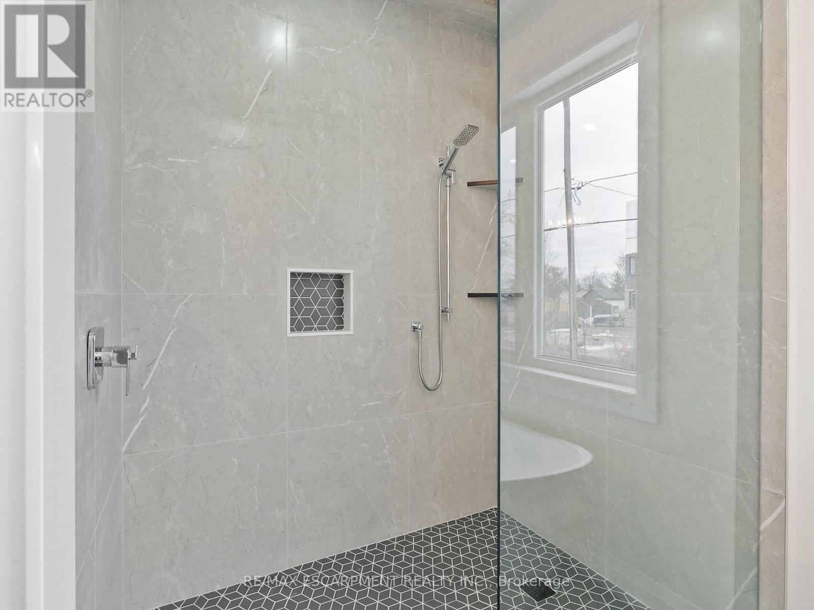 Photo 37 of 804 South Coast Drive, Haldimand ON