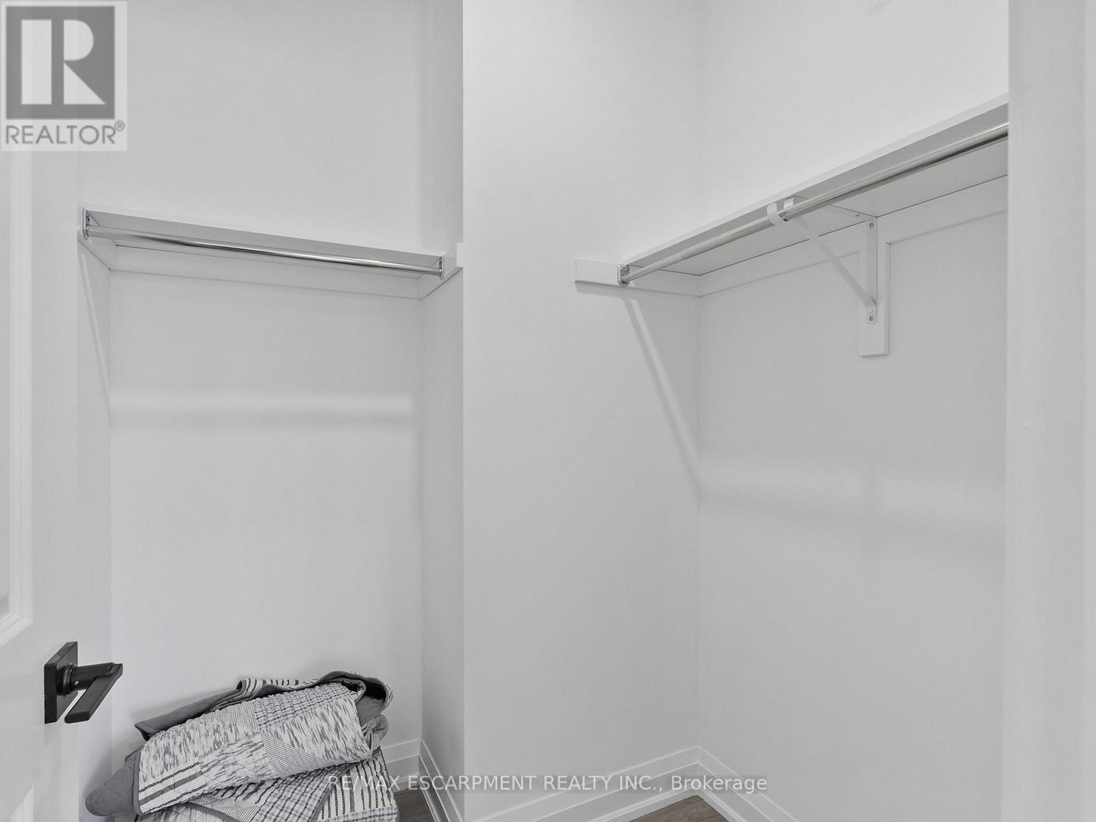 Photo 49 of 804 South Coast Drive, Haldimand ON