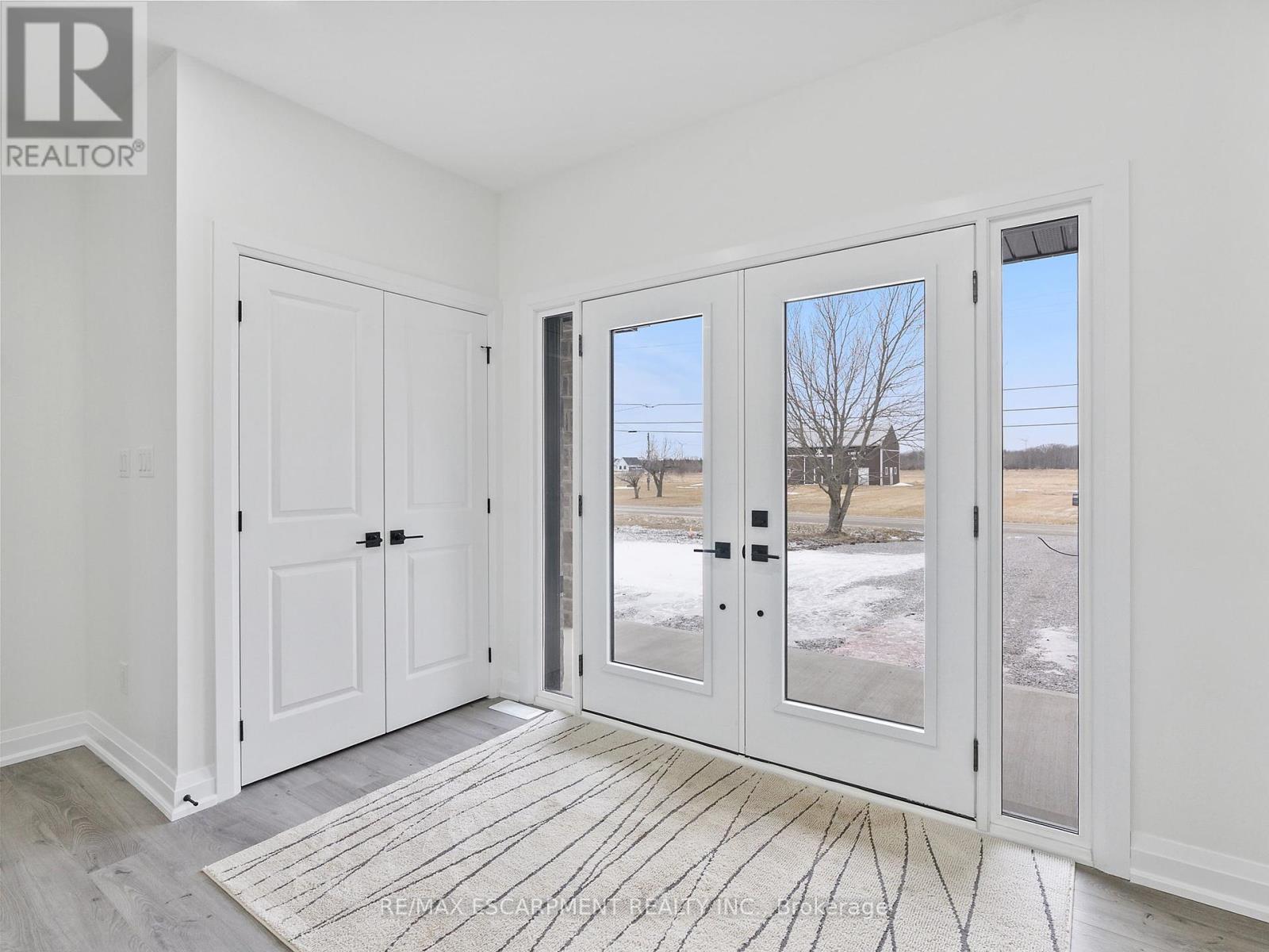 Photo 19 of 804 South Coast Drive, Haldimand ON