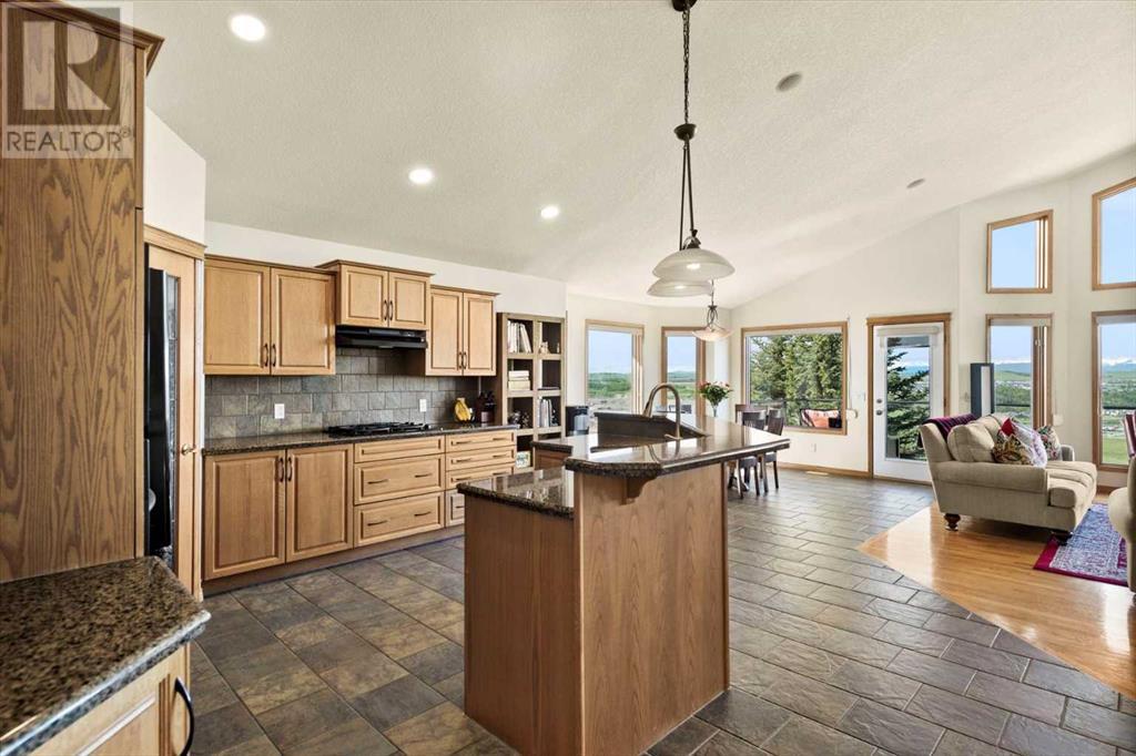 180 Gleneagles View, Cochrane, Alberta