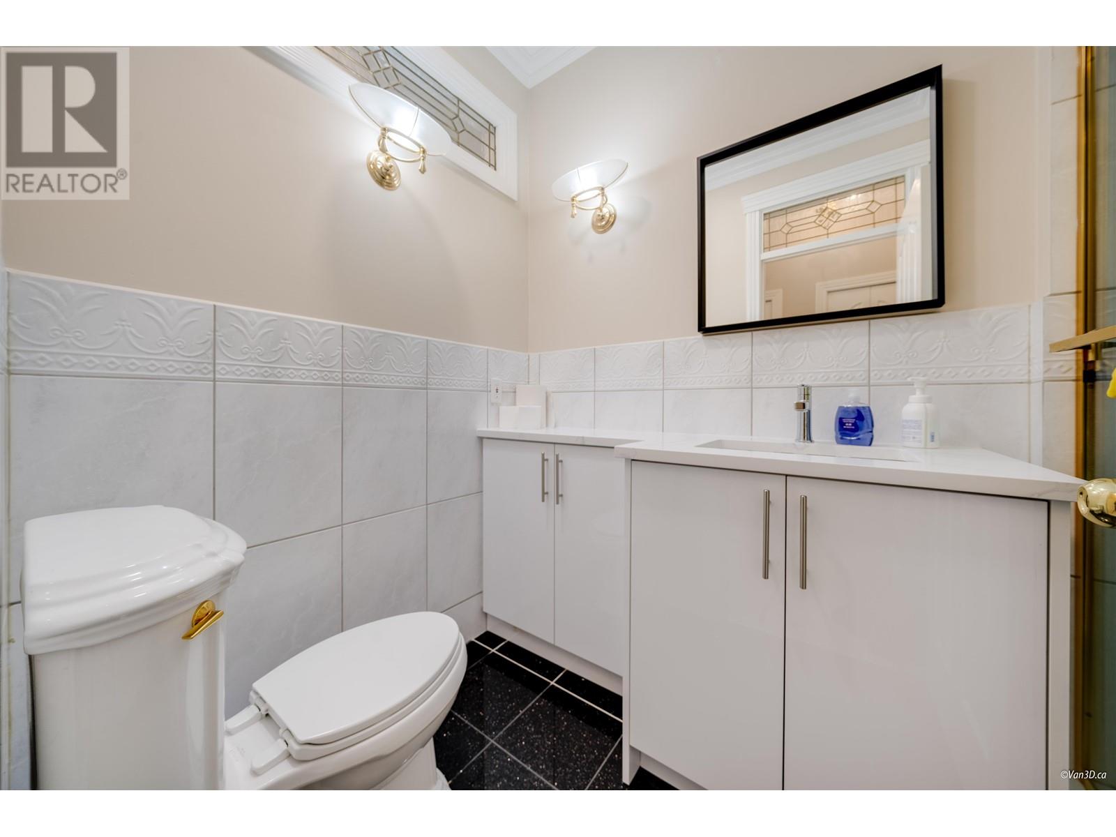 6589 KITCHENER STREET, Burnaby