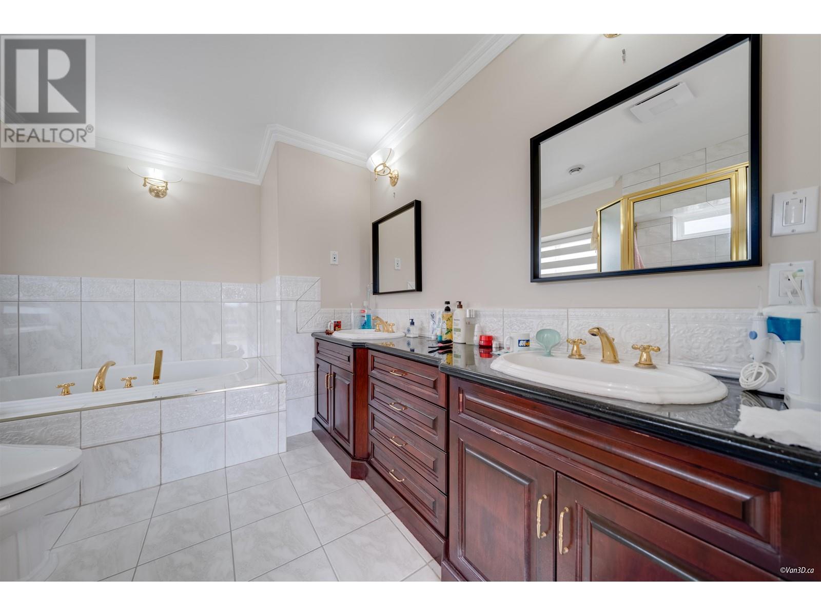 6589 KITCHENER STREET, Burnaby