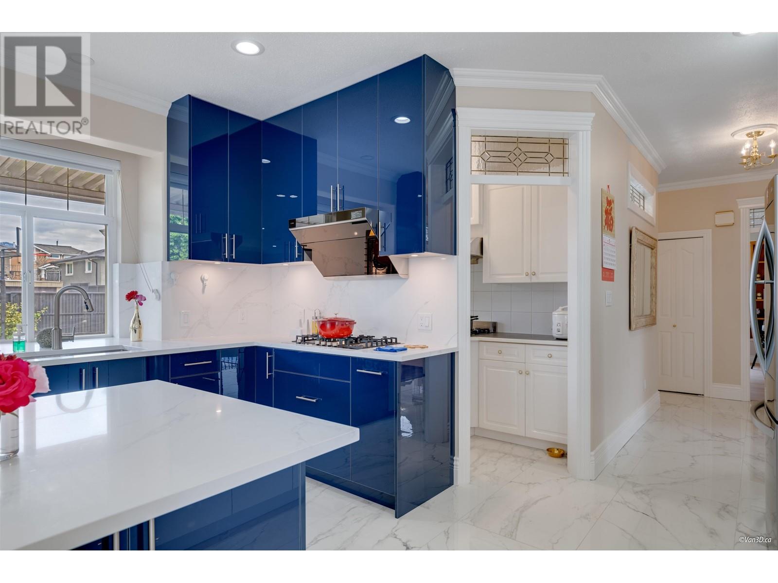 6589 KITCHENER STREET, Burnaby
