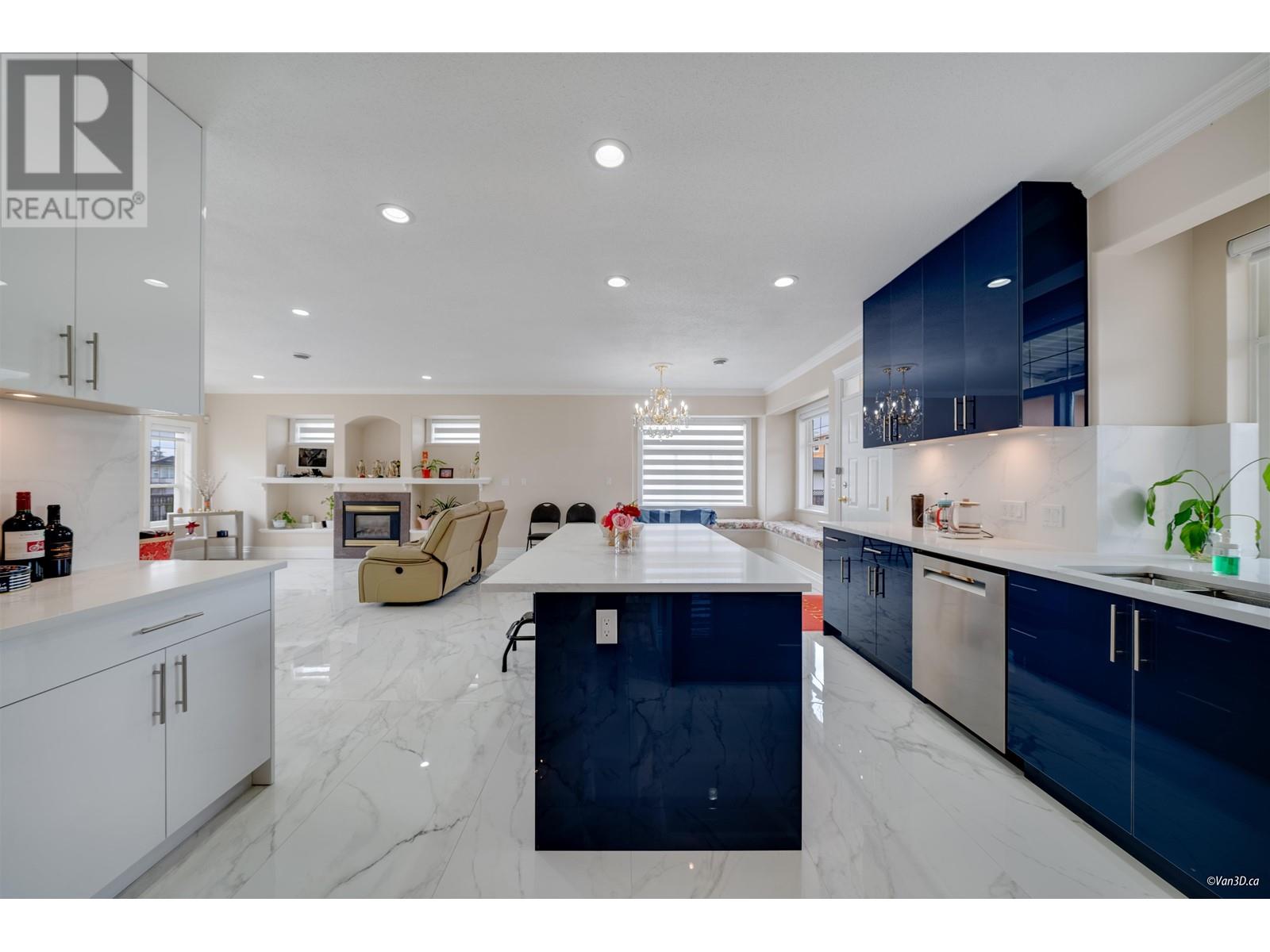 6589 KITCHENER STREET, Burnaby