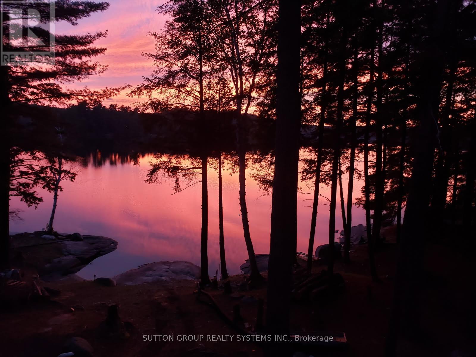 Photo 8 of 1581 B Lake Joseph Road, Seguin ON