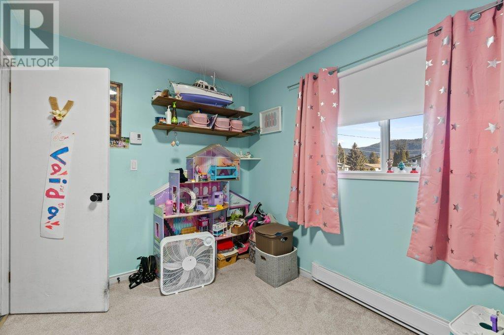  1209 Martinson Avenue, Sicamous