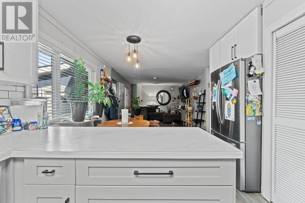  1209 Martinson Avenue, Sicamous