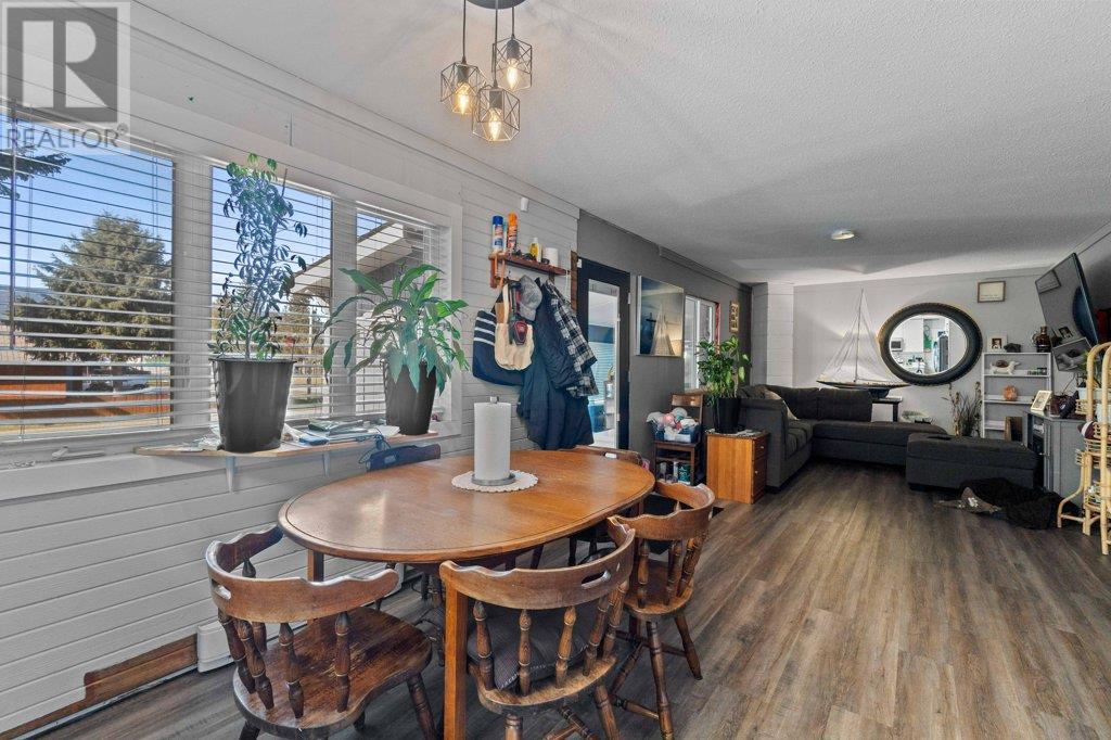  1209 Martinson Avenue, Sicamous