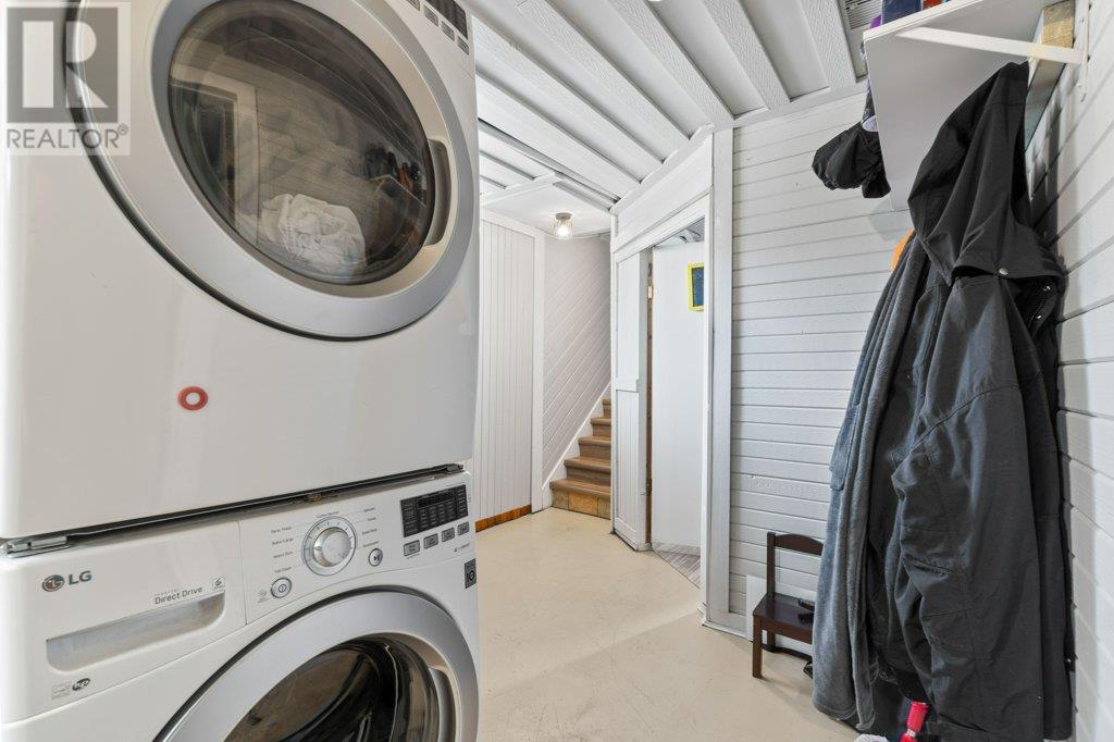  1209 Martinson Avenue, Sicamous